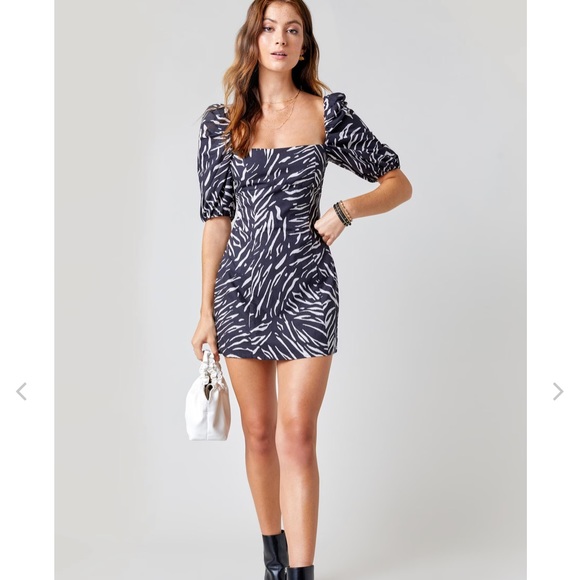 Puff sleeve mini dress - Picture 1 of 3